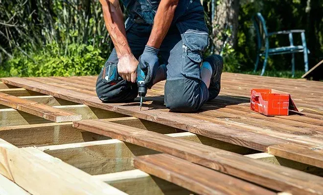 Deck Safety: When to Repair vs Replace